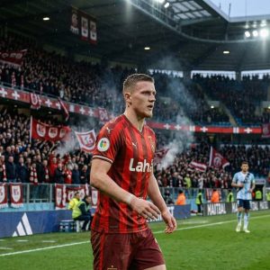 Vlahović: Ngọn Lửa Serbia Bùng Cháy Tại World Cup Lịch Sử